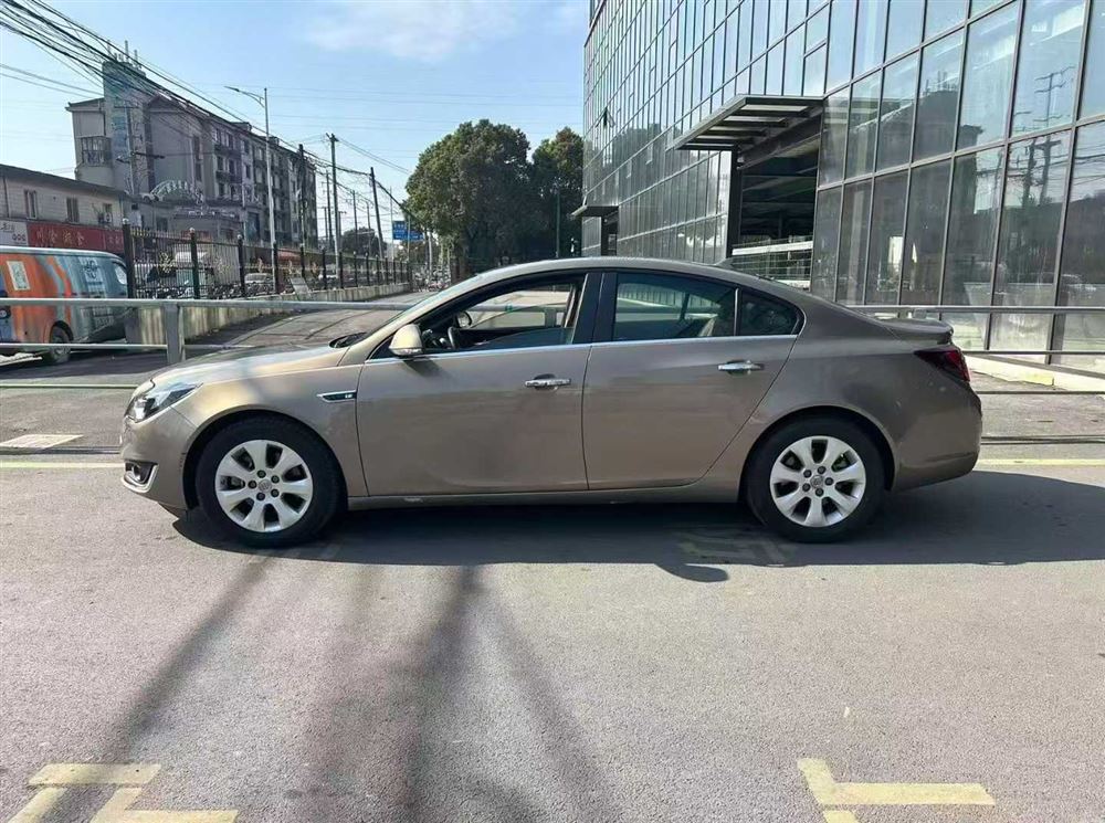 最新拿下17年别克君威1.6T 夜景仪表 翻毛皮座椅 加热 顶配